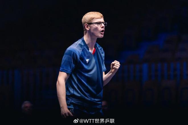 赛场上的竞 赛场上的竞